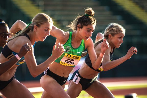  Alexi Pappas at the Oregon Twilight on May 6. Of Greek descent, she has dual citizenship and has been accepted onto Greece’s Olympic team in the 10,000 meters. Credit Thomas Boyd for The New York Times 